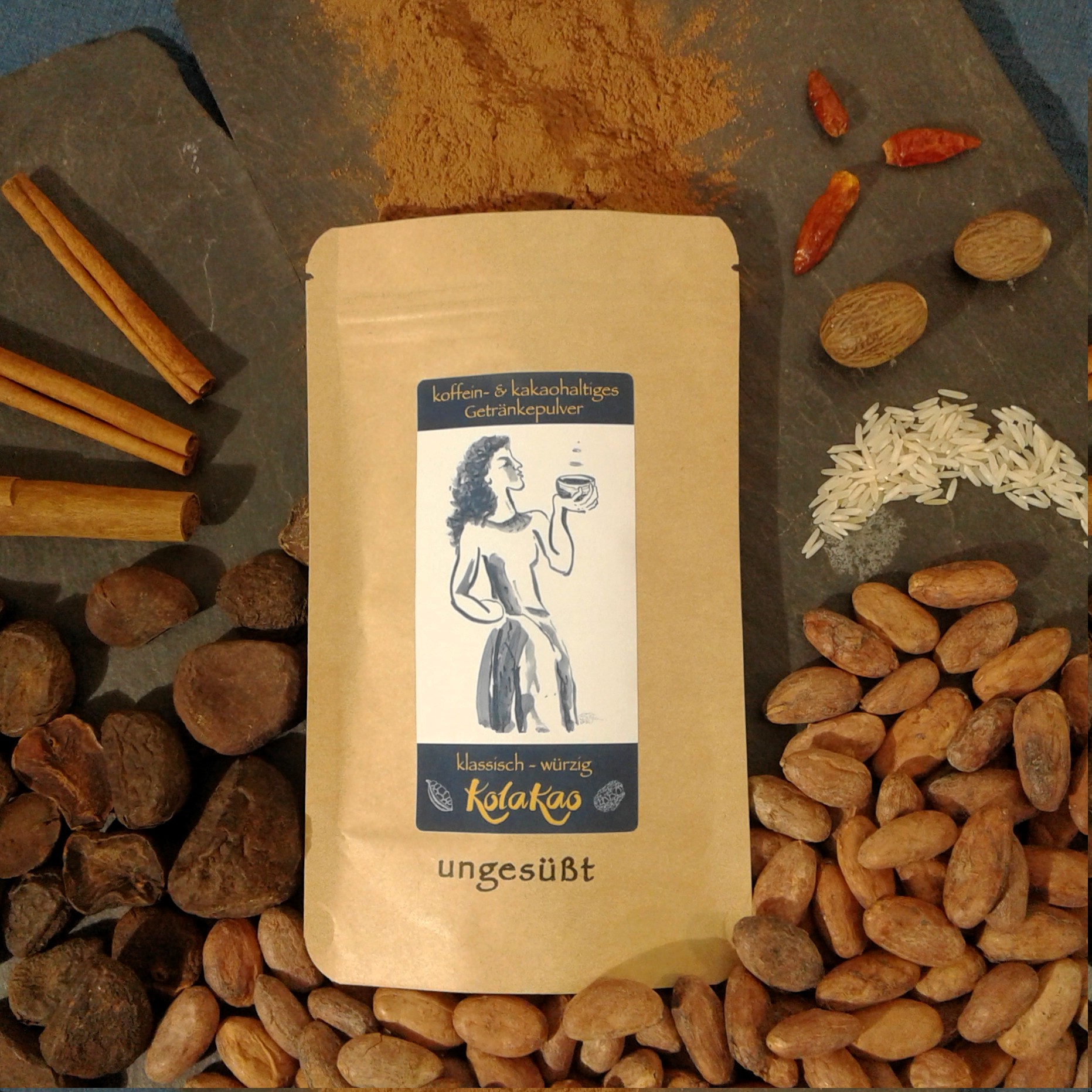 Die unvermahlenen Rohstoffe von KolaKao klassisch-würzig ungesüßt: Kolanuss, Rohrohrzucker, Kakao, Zimt, Reis, Muskatnuss & Chilli.